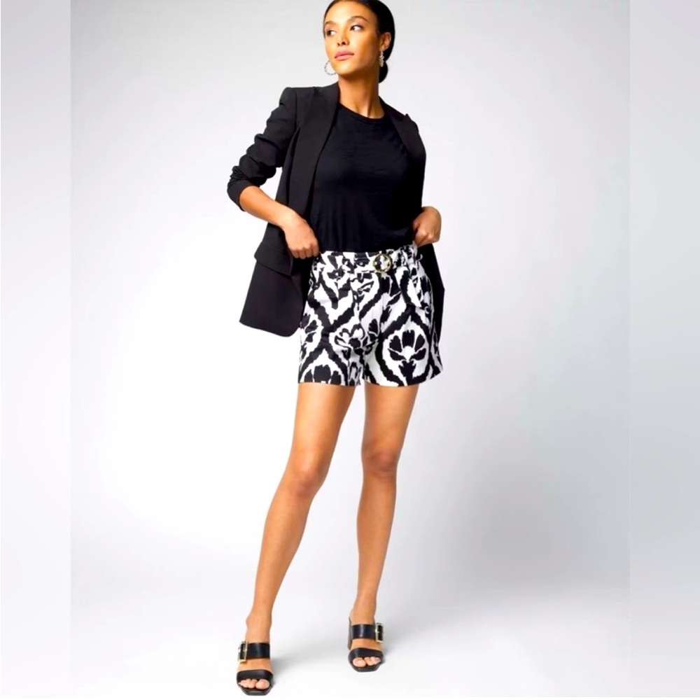 White House Black Market Extra High Rise Ikat Print Shorts Size 8